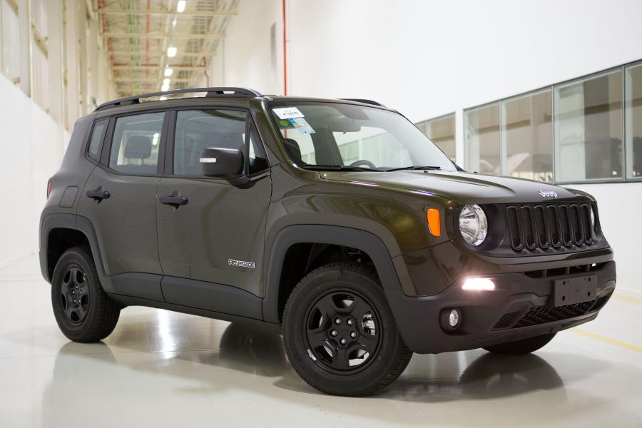  Jeep Renegade Custom (BU) 2017 года  (LA) (фото 1 из 11)